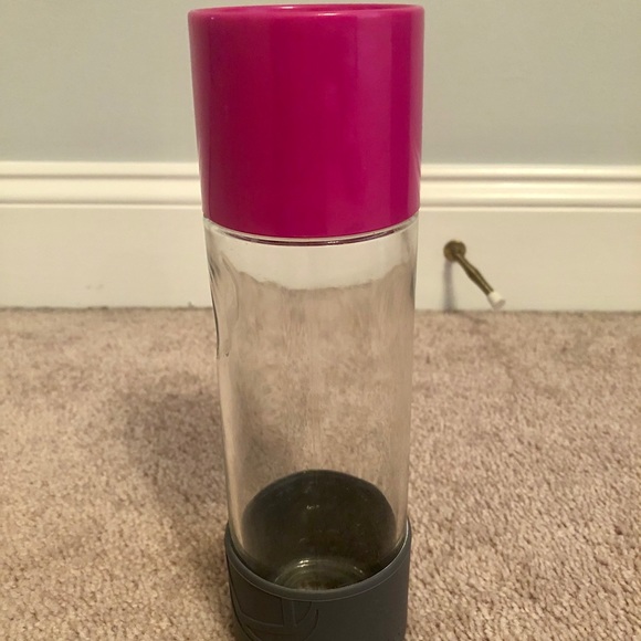 💧Full Circle 20oz Glass Water Bottles 💧 - Picture 7 of 8